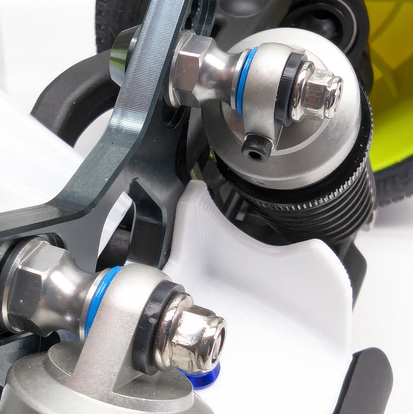 MUGEN - MBX8R SHOCK BUSHINGS